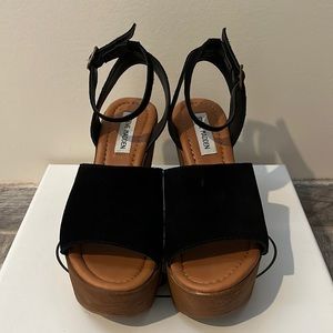Steve Madden KAMRY Black Suede Wedges